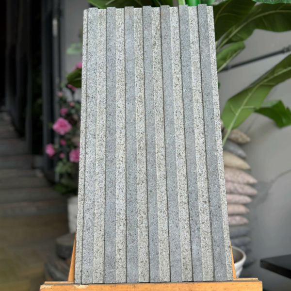 Đá nhập khẩu xanh đen CPC 30×60 thô dẫn hướng 7 sọc 01